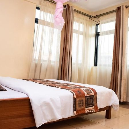 Ngara Riverside Lodge ナイロビ エクステリア 写真