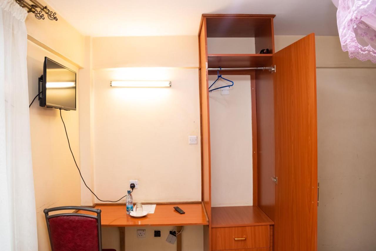 Ngara Riverside Lodge ナイロビ エクステリア 写真