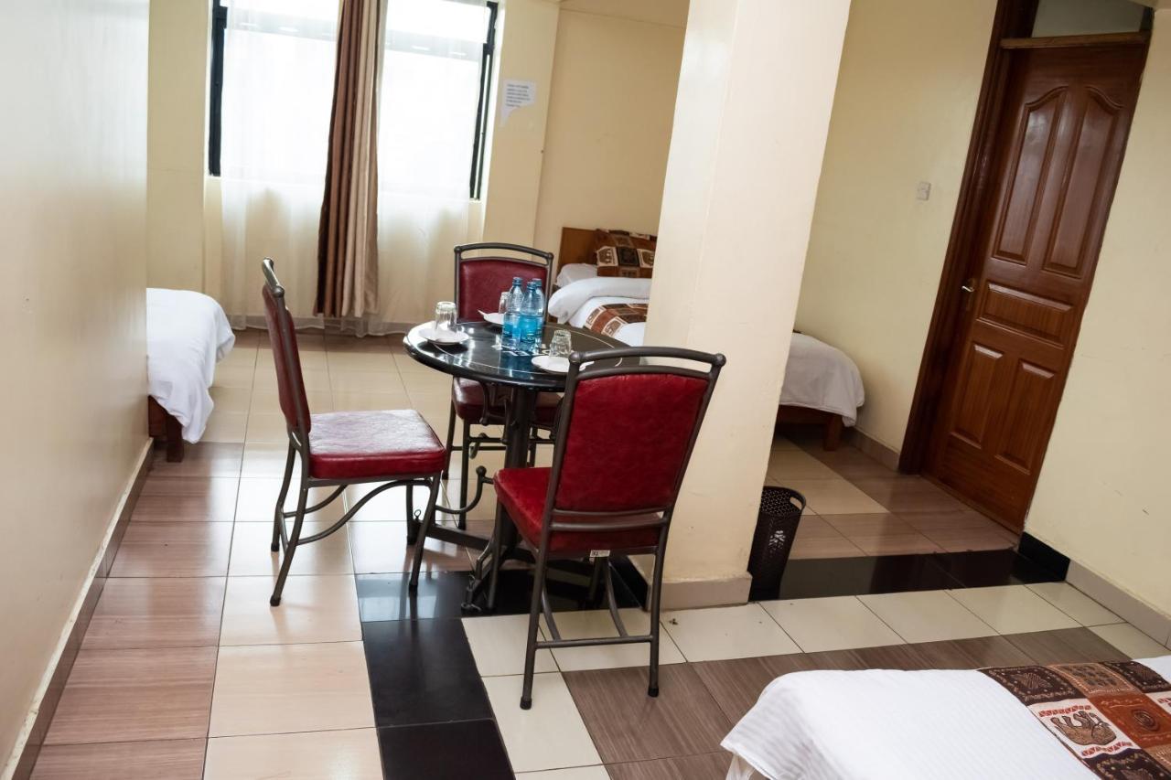 Ngara Riverside Lodge ナイロビ エクステリア 写真