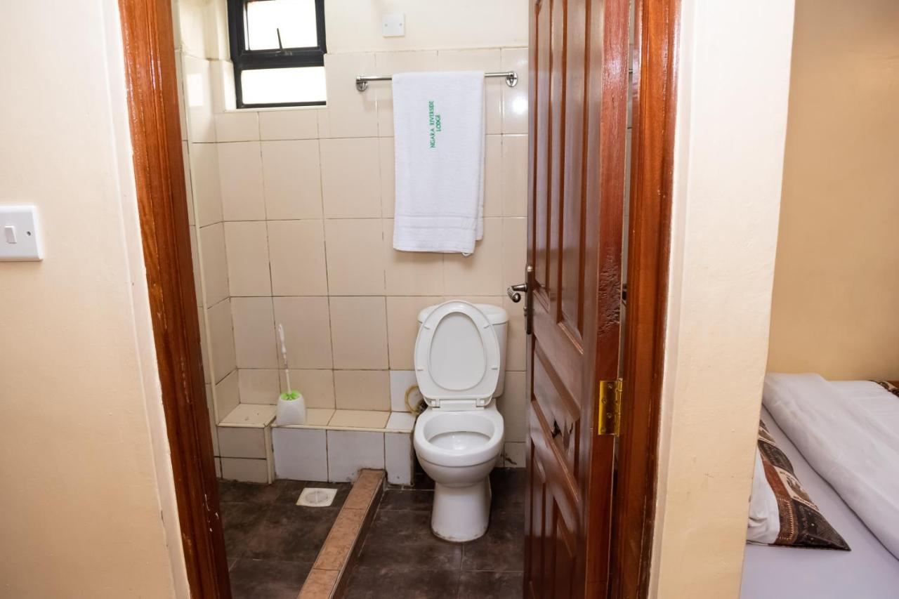 Ngara Riverside Lodge ナイロビ エクステリア 写真
