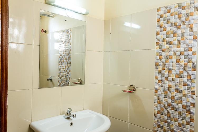 Ngara Riverside Lodge ナイロビ エクステリア 写真