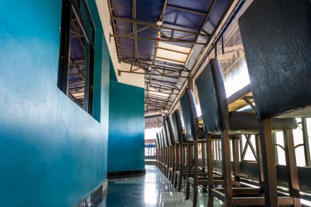 Ngara Riverside Lodge ナイロビ エクステリア 写真