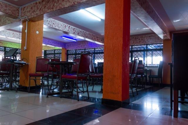 Ngara Riverside Lodge ナイロビ エクステリア 写真